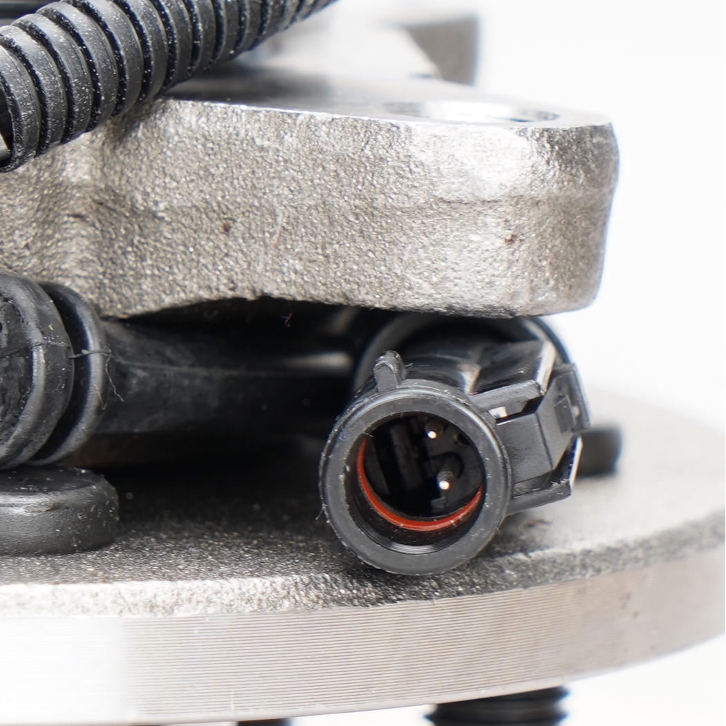 Hanhub 515046 Cubo da roda dianteira e montagem de rolamentos compatíveis com a herança F-150 F-150 substitui SP550207 BR930455 4L3Z1104AB 4L342C530AC FW746 6-LUG