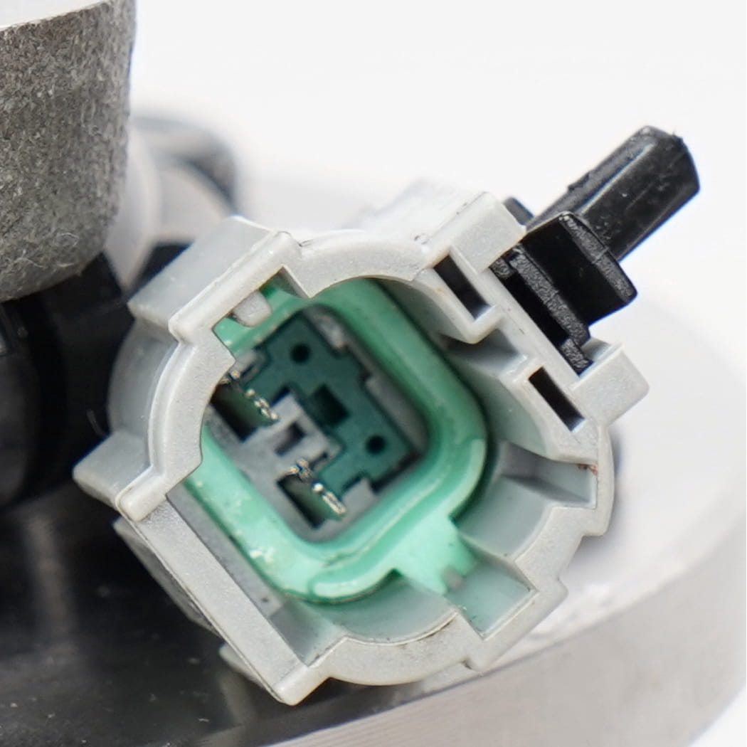 Hanhub 515125 Cubrão da roda dianteira e montagem de rolamentos compatíveis com qx56 armada titan substitui BR930829 SP500703 40202-ZR00B 40202-ZR40A 40202-ZR40B 6-LUG